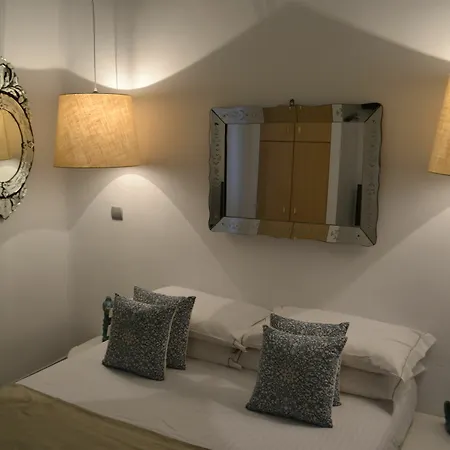 Mykonos Crystal 4* Fanári