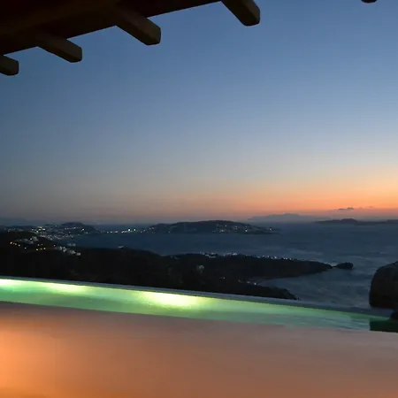 Mykonos Crystal 4*